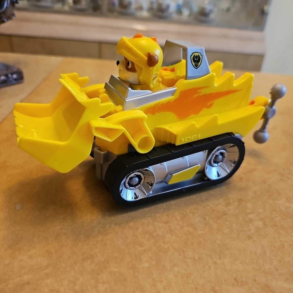 PAW Patrol Rescue Knights Rubble Deluxe Vehicle Complete Set - Picture 5 of 7